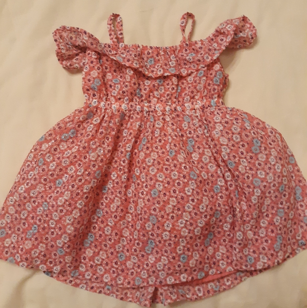 Dress - Picture 2 of 4